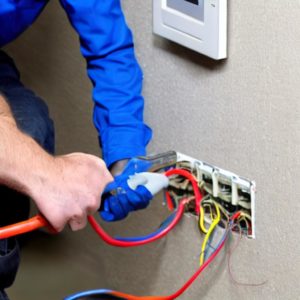 Instandhaltung und Instandsetzung von Elektroanlagen